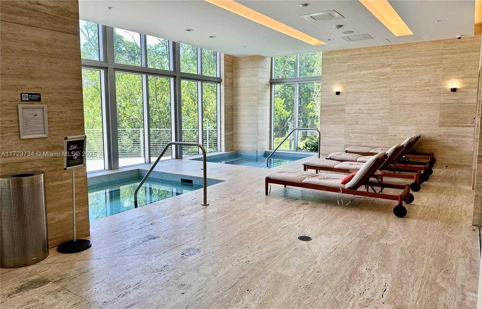 Small Image of 16385 BISCAYNE BLVD #718, North Miami Beach Number 66