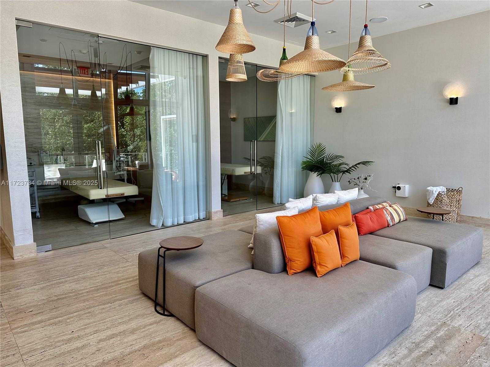 Small Image of 16385 BISCAYNE BLVD #718, North Miami Beach Number 69