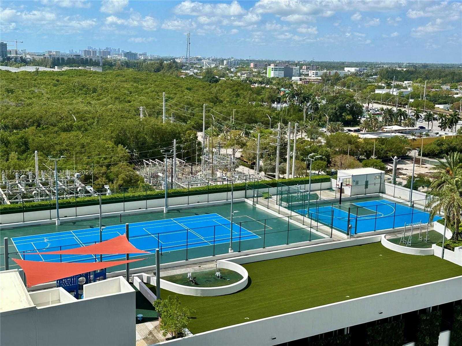 Small Image of 16385 BISCAYNE BLVD #718, North Miami Beach Number 70