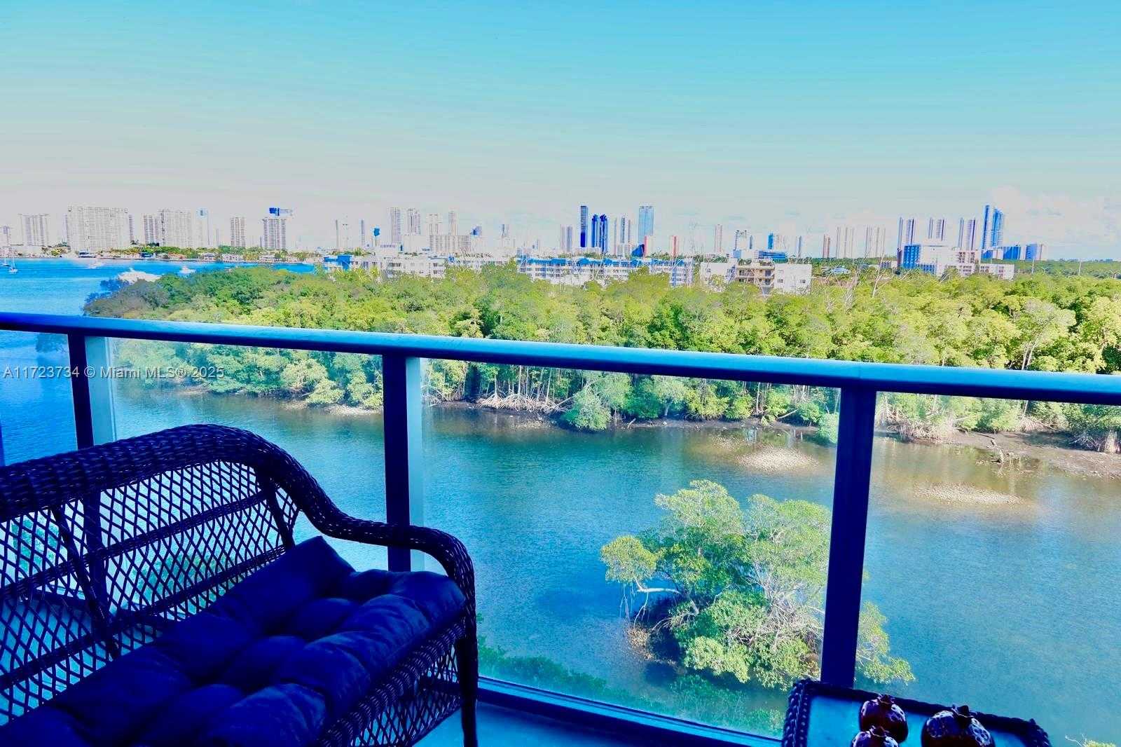 Small Image of 16385 BISCAYNE BLVD #718, North Miami Beach Number 78