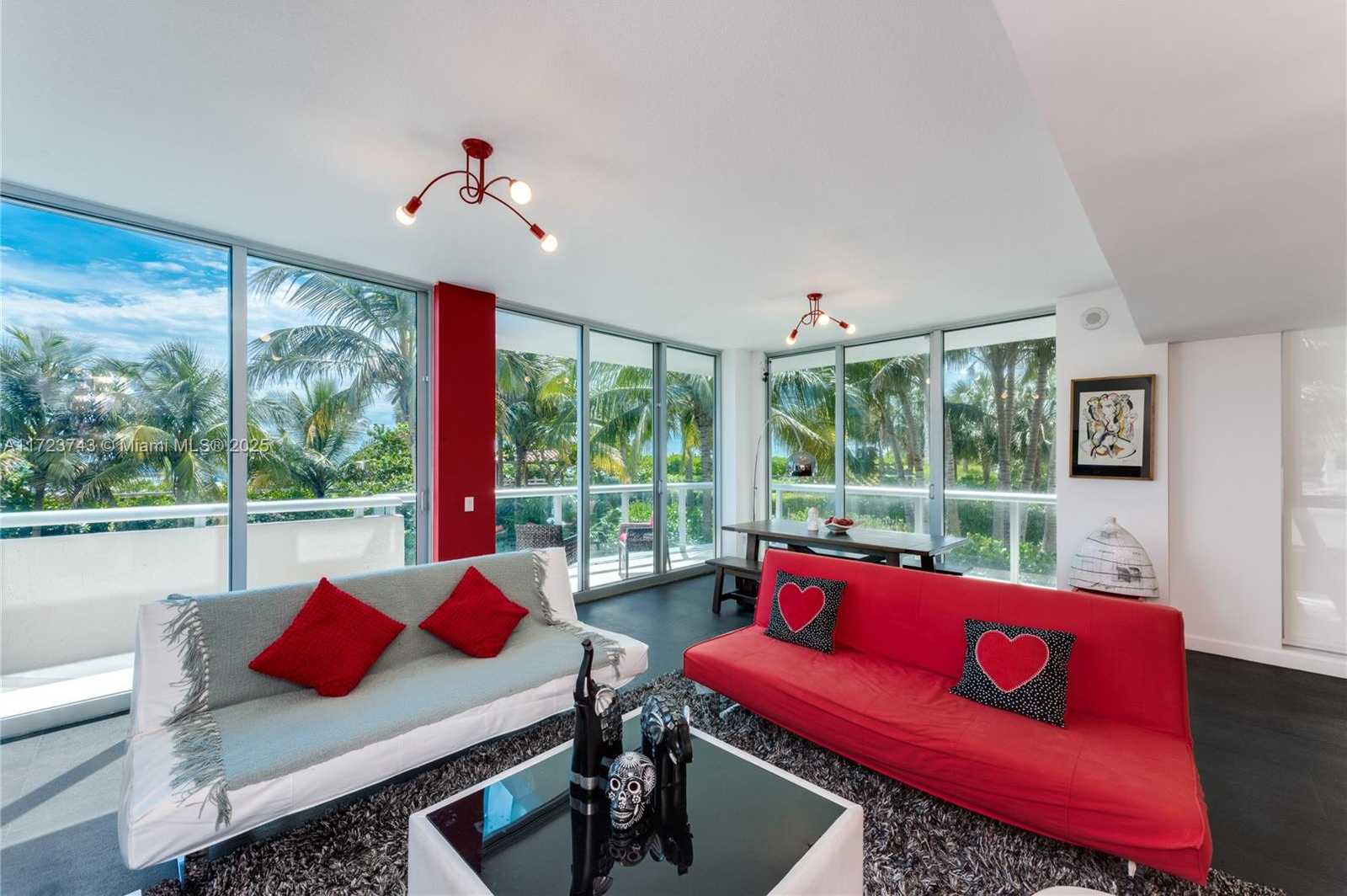 Small Image of 3801 COLLINS AVE #TH-4, Miami Beach Number 3