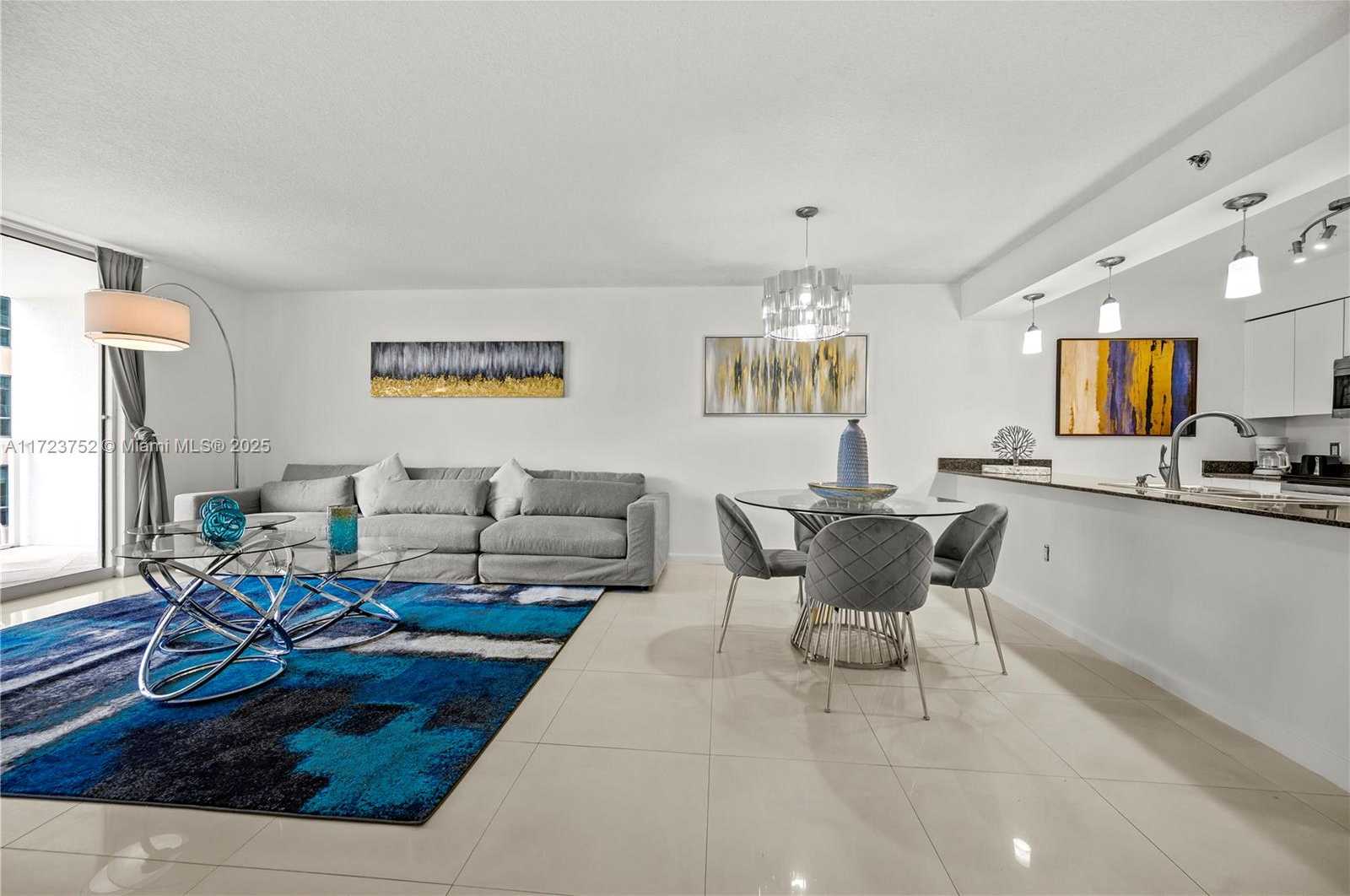 Small Image of 1200 BRICKELL BAY DR #1920, Miami Number 7