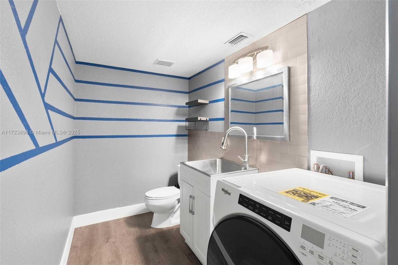 Small Image of 4025 NORTH FEDERAL HWY #219B, Oakland Park Number 11