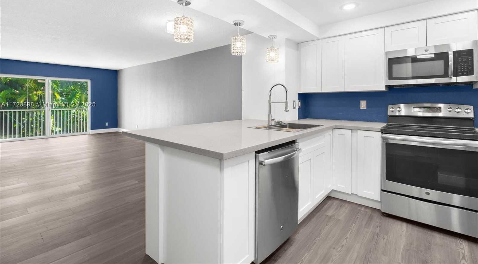Small Image of 4025 NORTH FEDERAL HWY #219B, Oakland Park Number 5