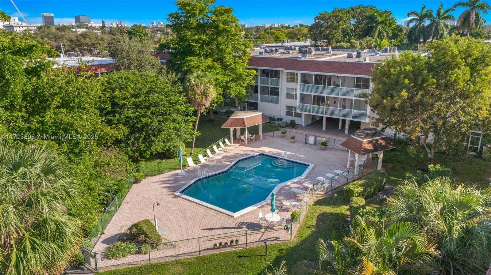 Small Image of 4025 NORTH FEDERAL HWY #219B, Oakland Park Number 6