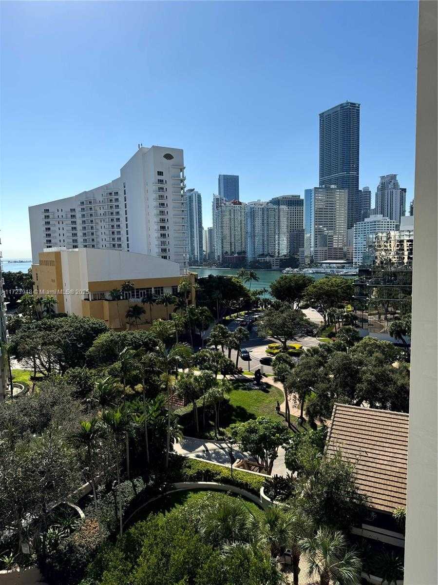 Small Image of 520 BRICKELL KEY DR #A913, Miami Number 66