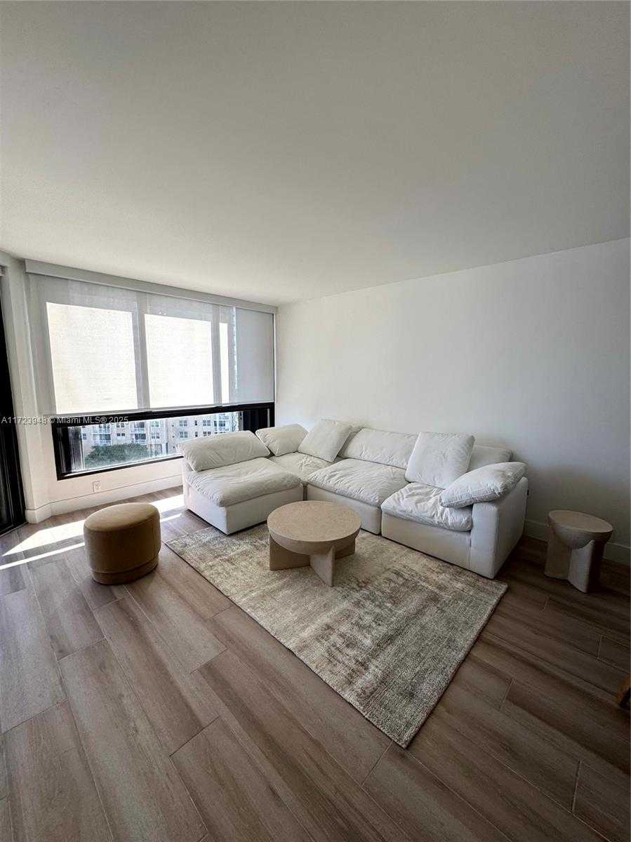 Small Image of 520 BRICKELL KEY DR #A913, Miami Number 9