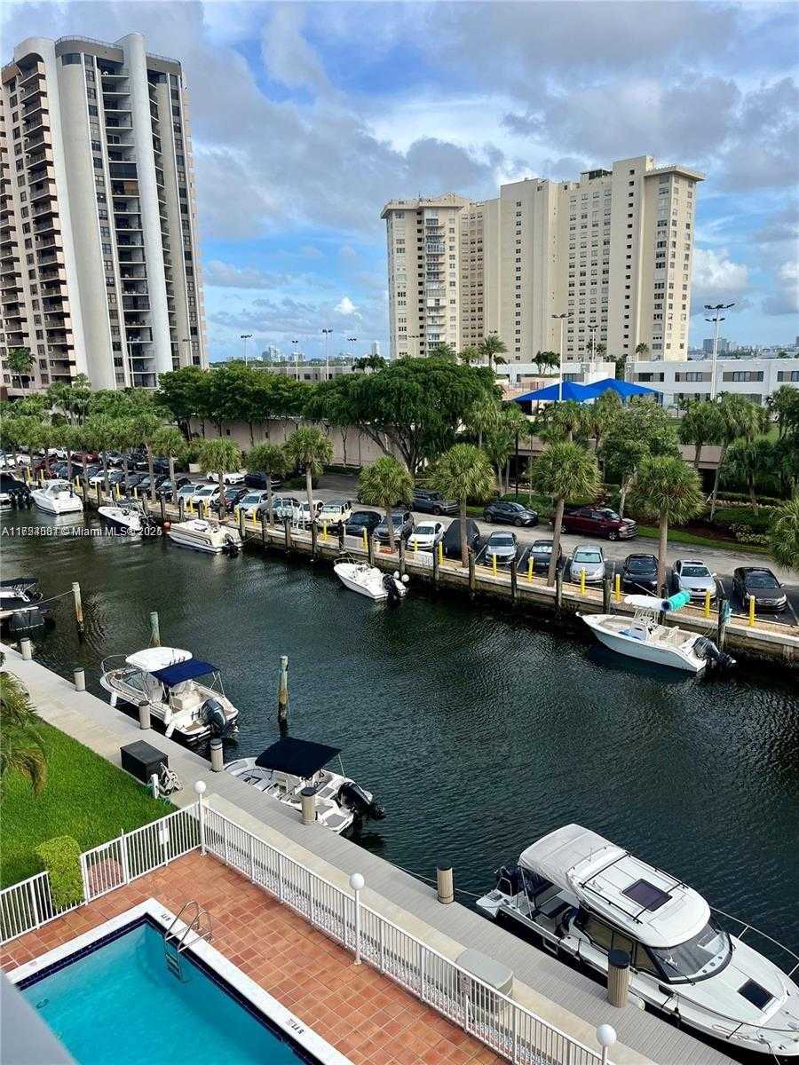 Small Image of 1650 NORTH EAST 115TH ST #507, Miami Number 11