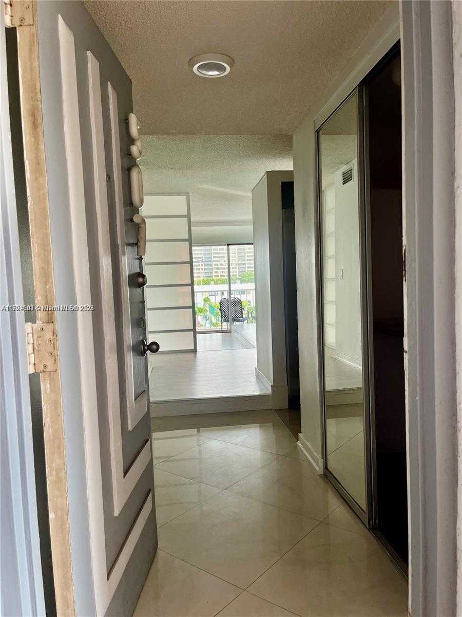 Small Image of 1650 NORTH EAST 115TH ST #507, Miami Number 7
