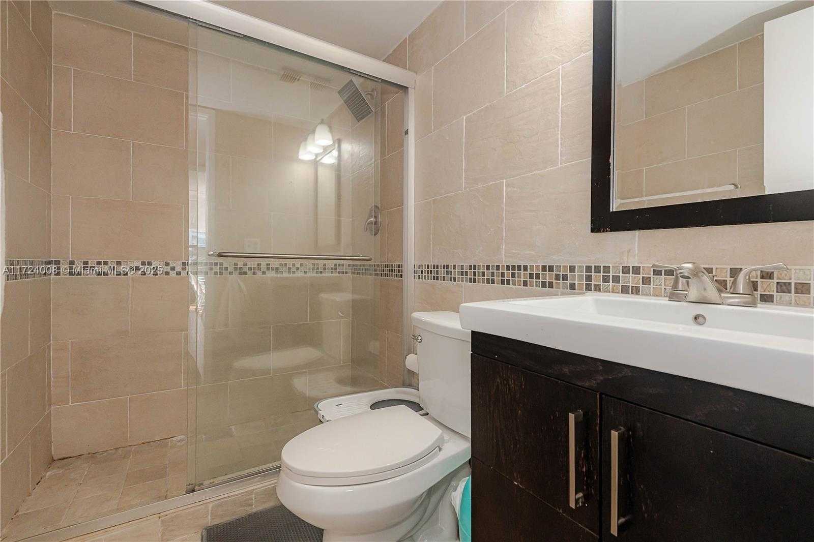 Small Image of 600 NORTH EAST 36TH ST #304, Miami Number 13