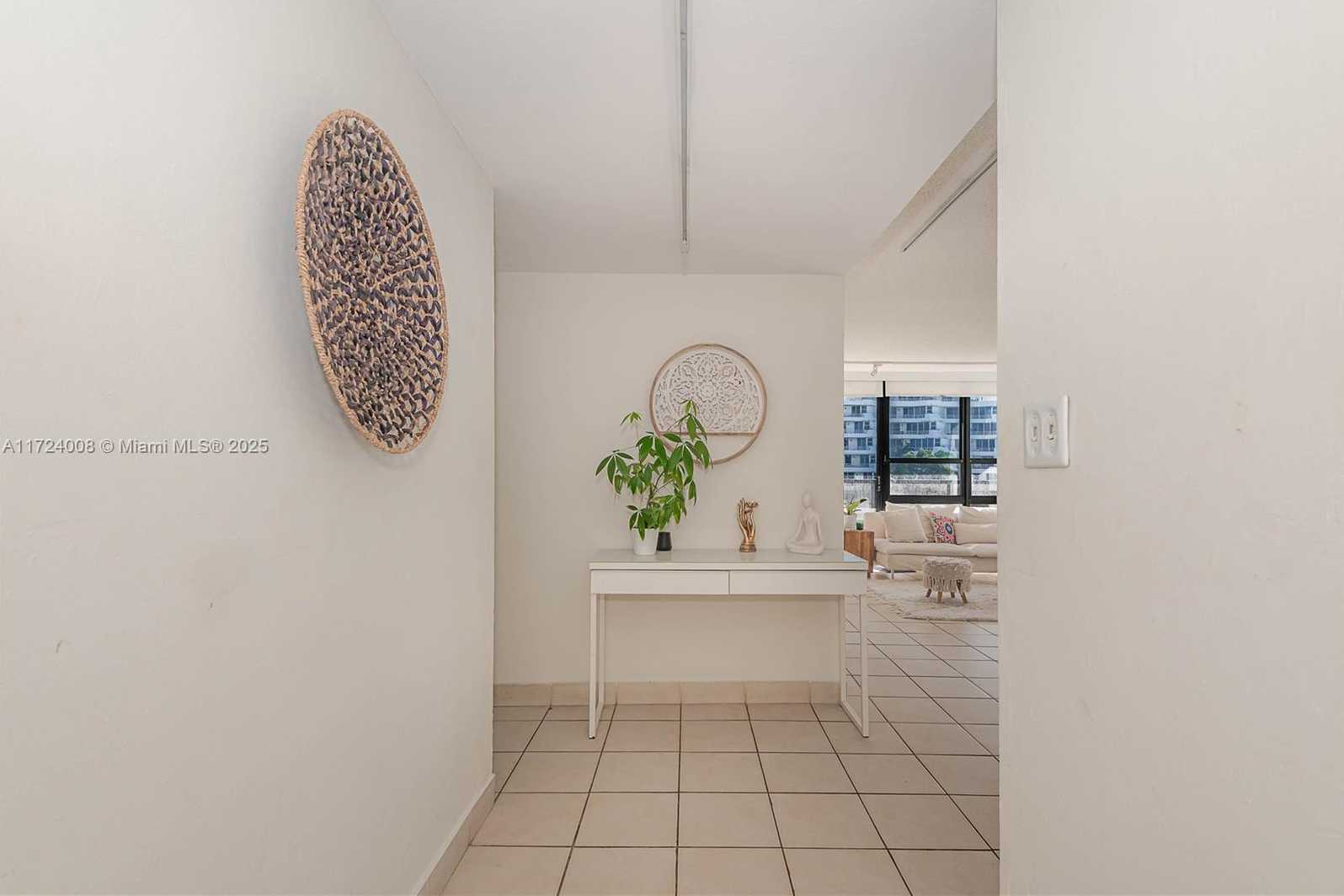 Small Image of 600 NORTH EAST 36TH ST #304, Miami Number 17