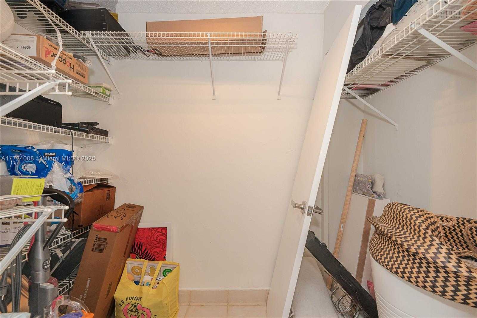 Small Image of 600 NORTH EAST 36TH ST #304, Miami Number 27