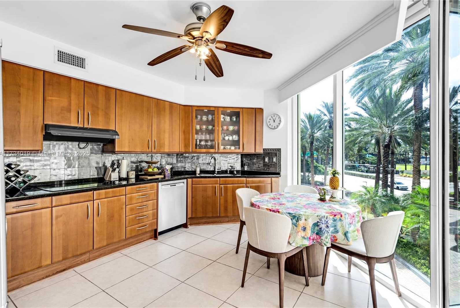 Small Image of 19333 COLLINS AVE #304, Sunny Isles Beach Number 12