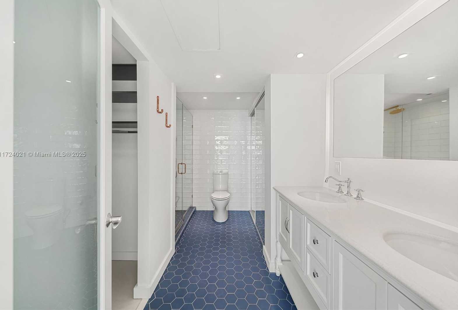 Small Image of 6770 INDIAN CREEK DR #6L, Miami Beach Number 12