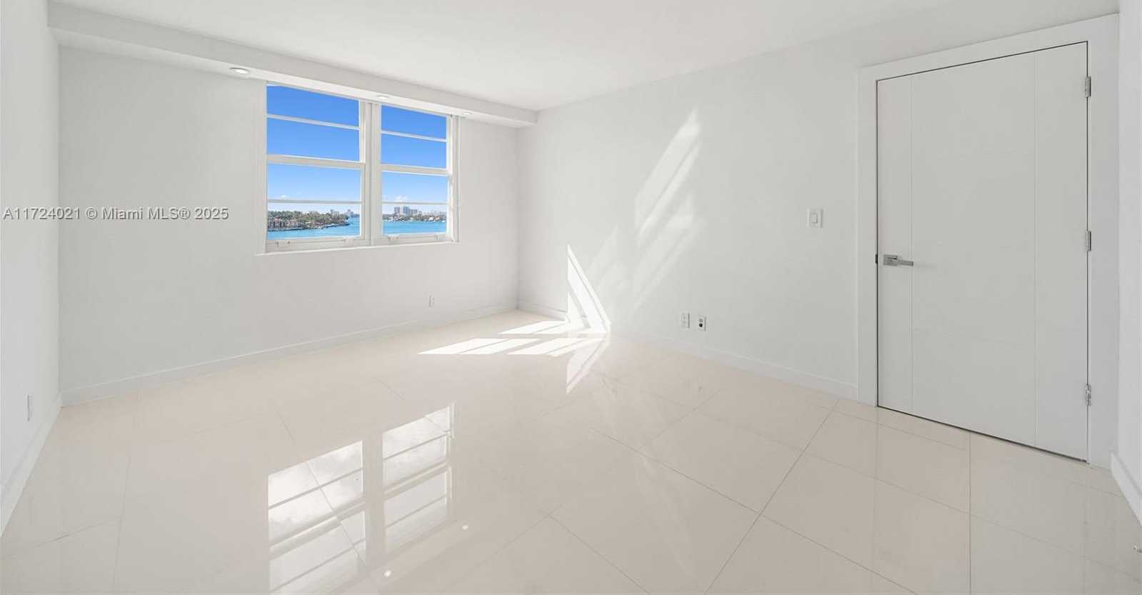 Small Image of 6770 INDIAN CREEK DR #6L, Miami Beach Number 14