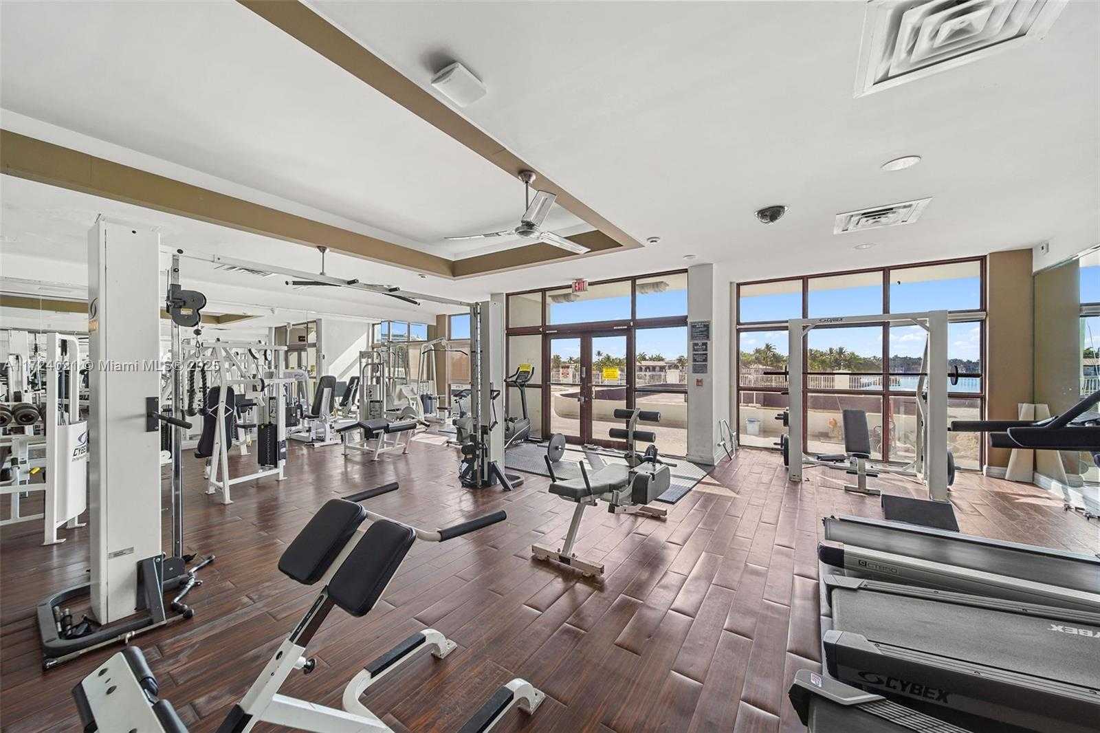 Small Image of 6770 INDIAN CREEK DR #6L, Miami Beach Number 23