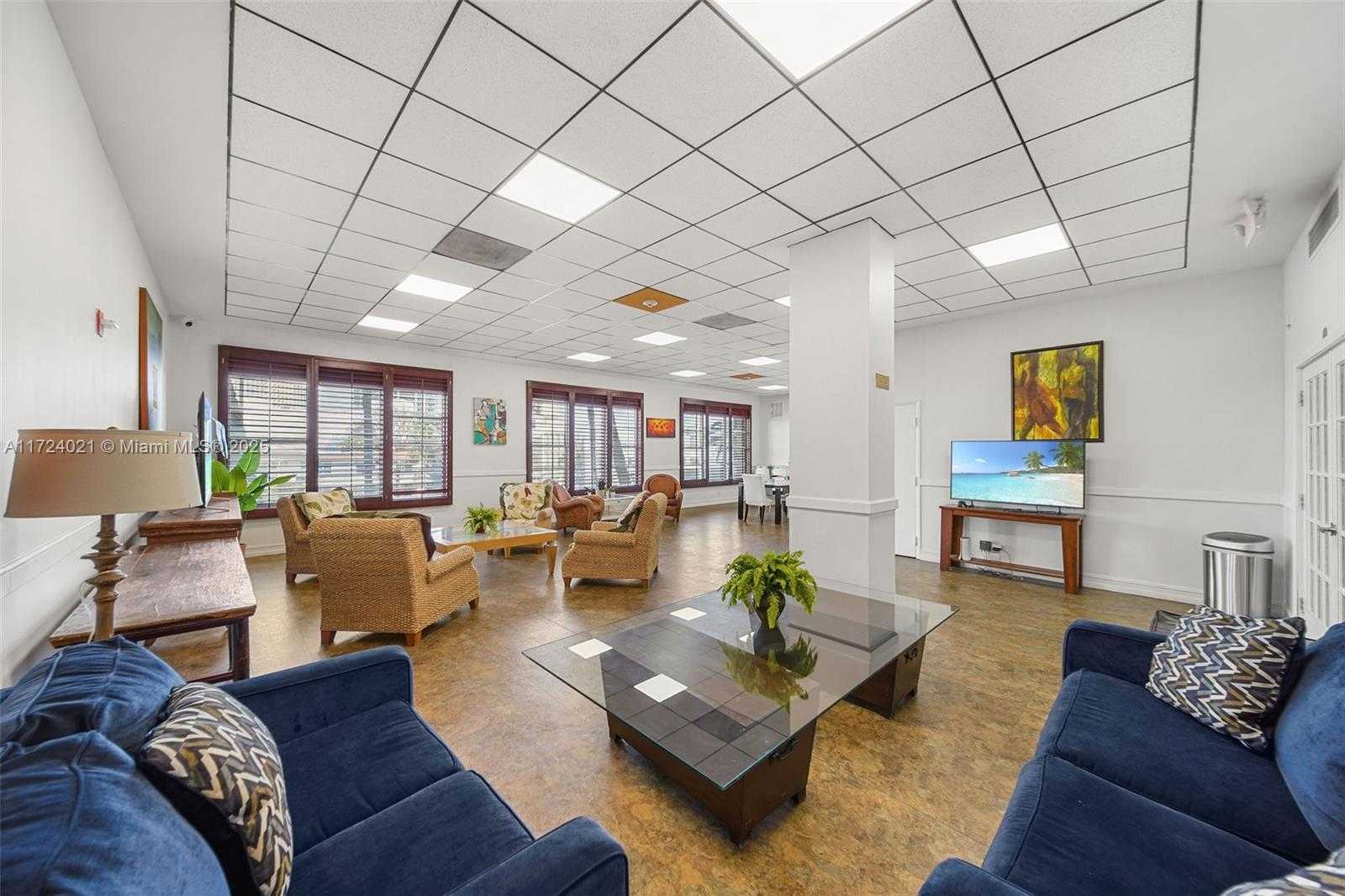 Small Image of 6770 INDIAN CREEK DR #6L, Miami Beach Number 24