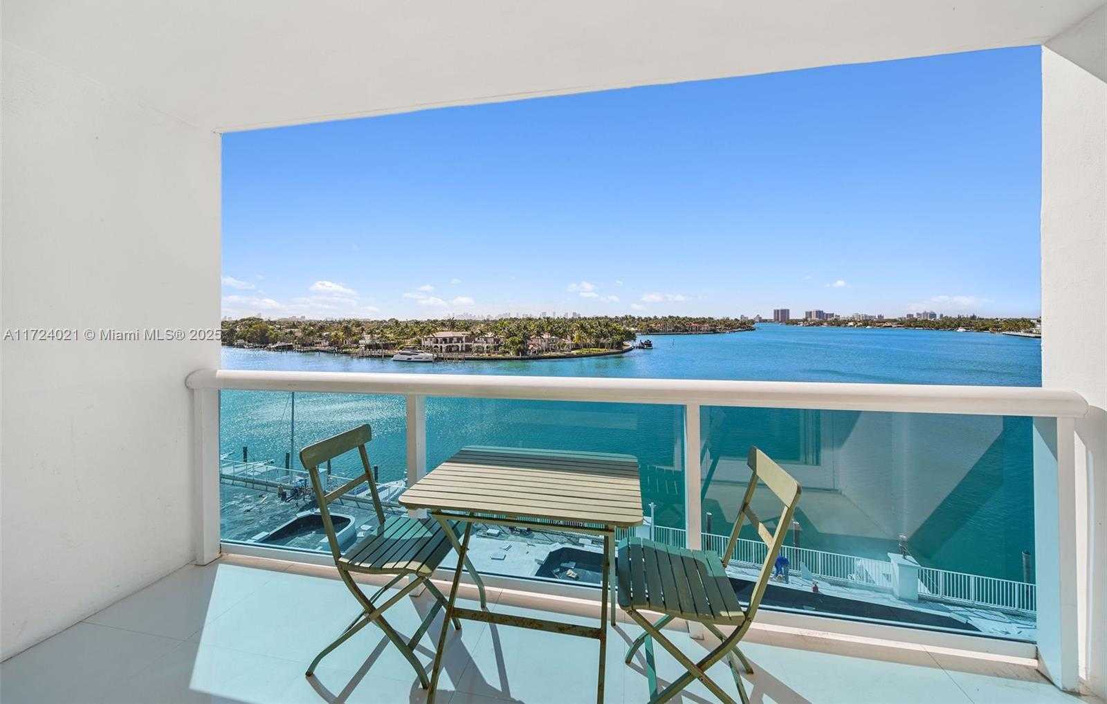 Small Image of 6770 INDIAN CREEK DR #6L, Miami Beach Number 5