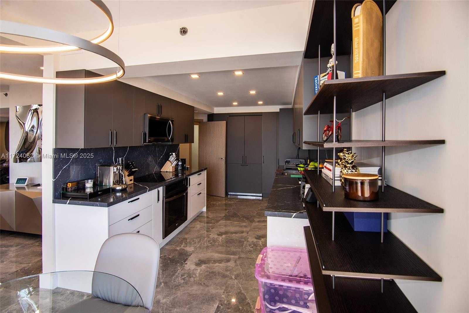Small Image of 2000 ISLAND BLVD #2507, Aventura Number 28