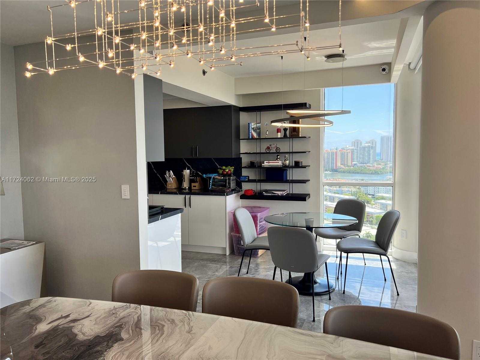 Small Image of 2000 ISLAND BLVD #2507, Aventura Number 45