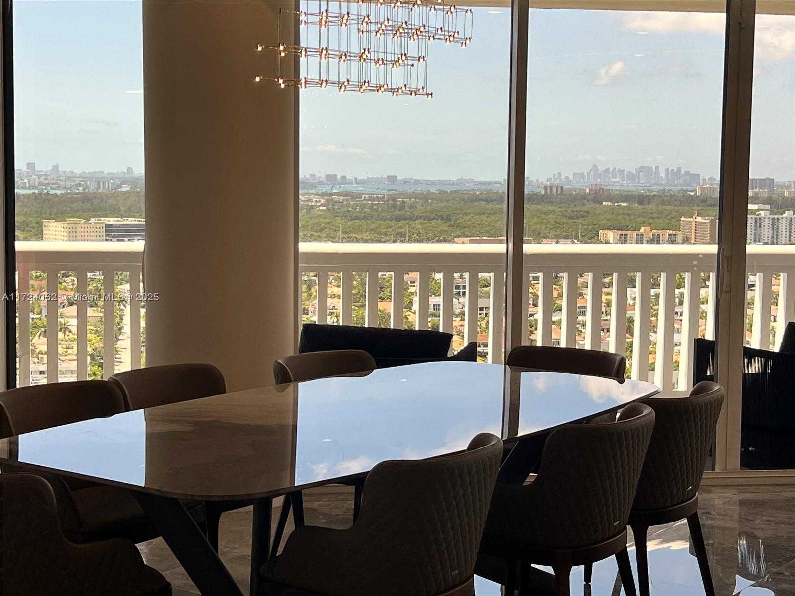 Small Image of 2000 ISLAND BLVD #2507, Aventura Number 49