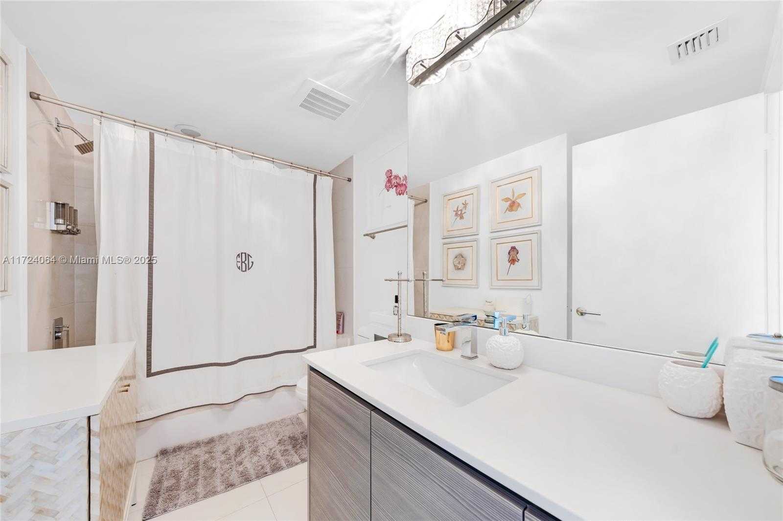 Small Image of 460 NORTH EAST 28TH ST #3905, Miami Number 21