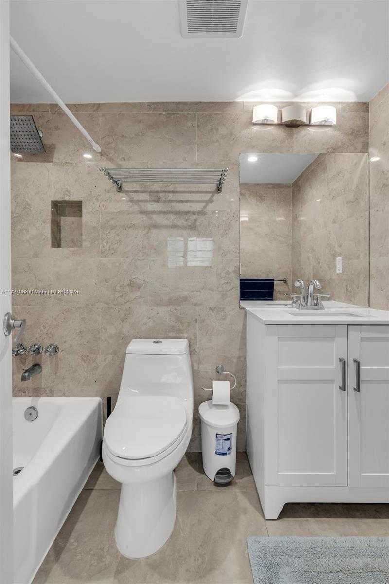 Small Image of 3801 SOUTH OCEAN DR #3K, Hollywood Number 14