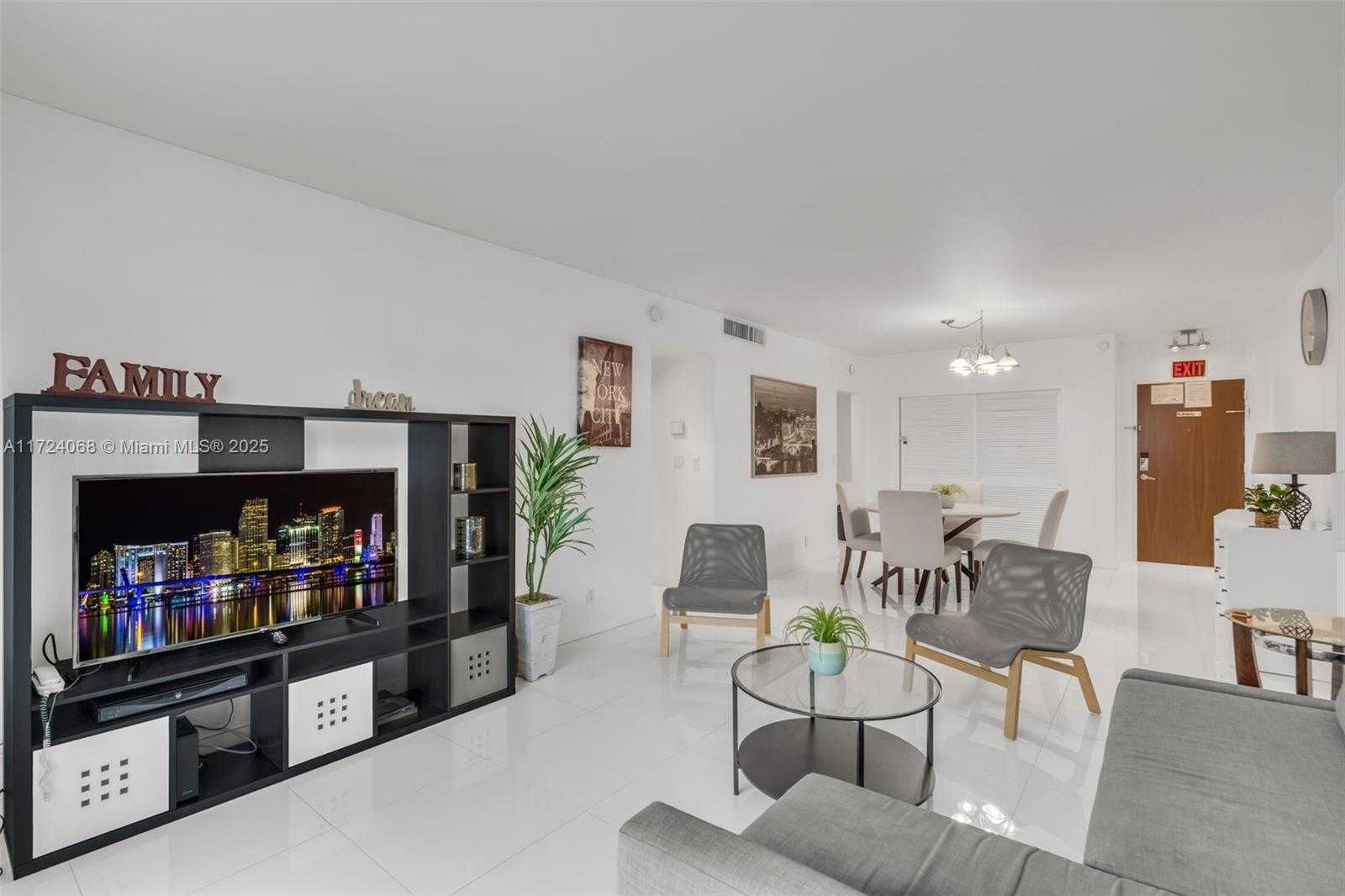 Small Image of 3801 SOUTH OCEAN DR #3K, Hollywood Number 5