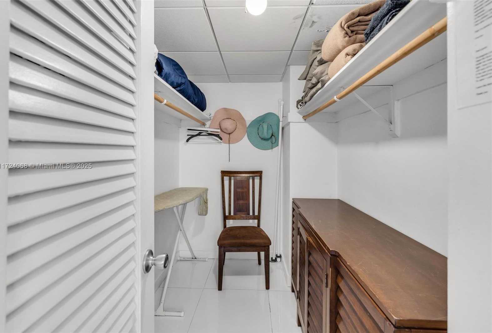 Small Image of 3801 SOUTH OCEAN DR #3K, Hollywood Number 9