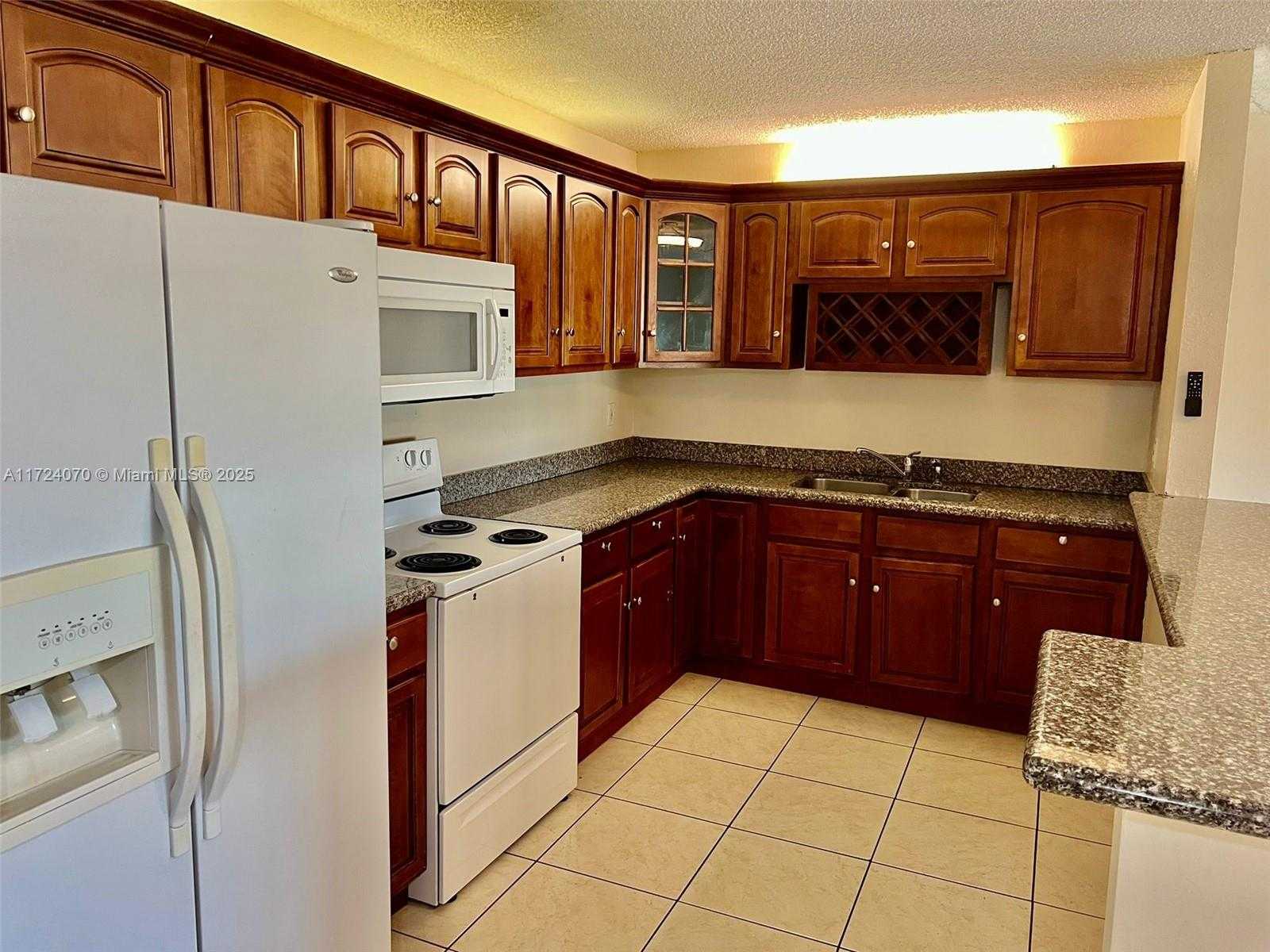 Small Image of 14830 NARANJA LAKES BLVD #A3R, Homestead Number 19