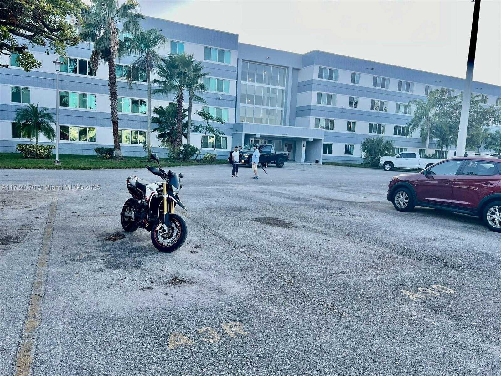 Small Image of 14830 NARANJA LAKES BLVD #A3R, Homestead Number 3