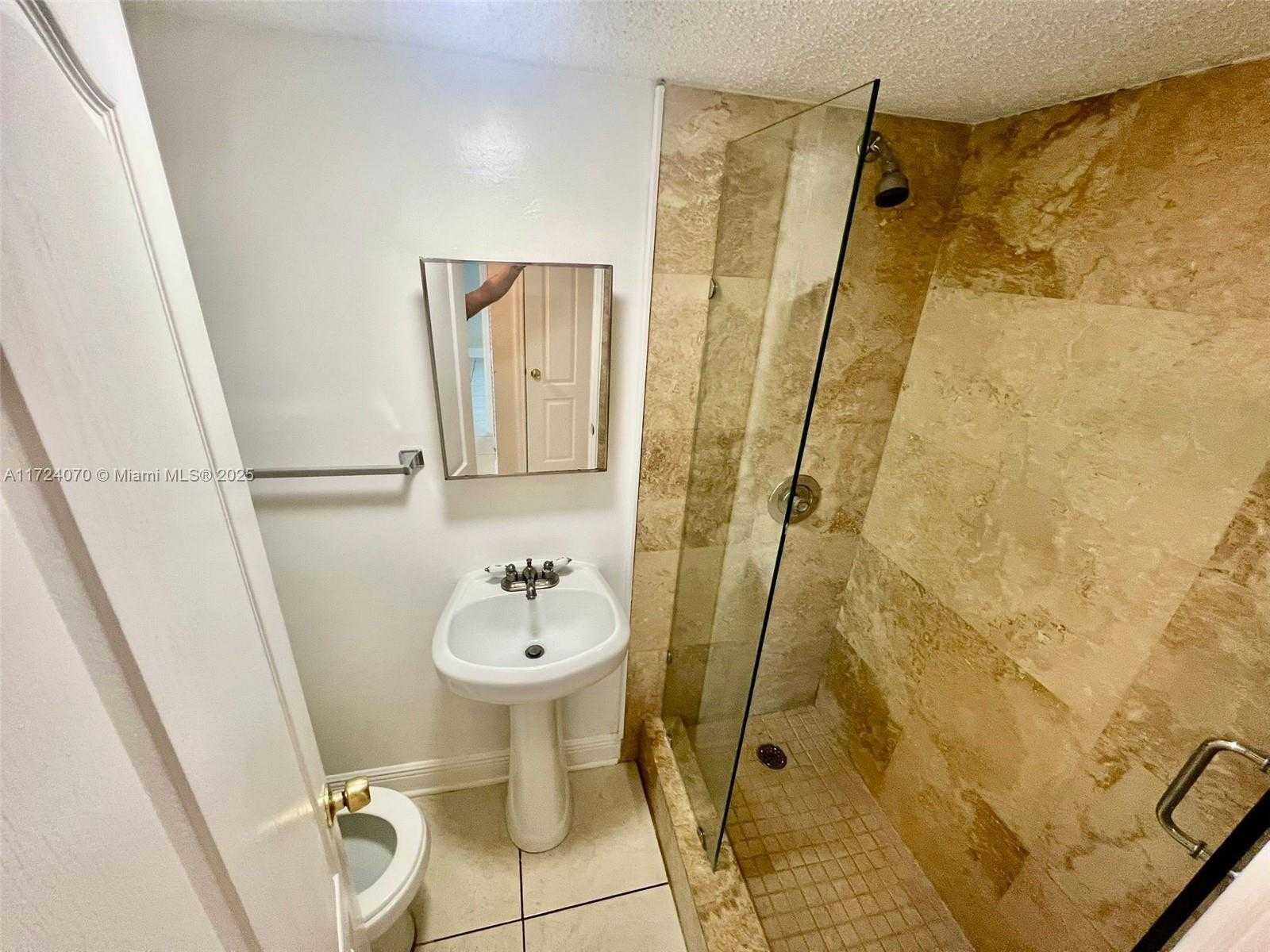 Small Image of 14830 NARANJA LAKES BLVD #A3R, Homestead Number 30