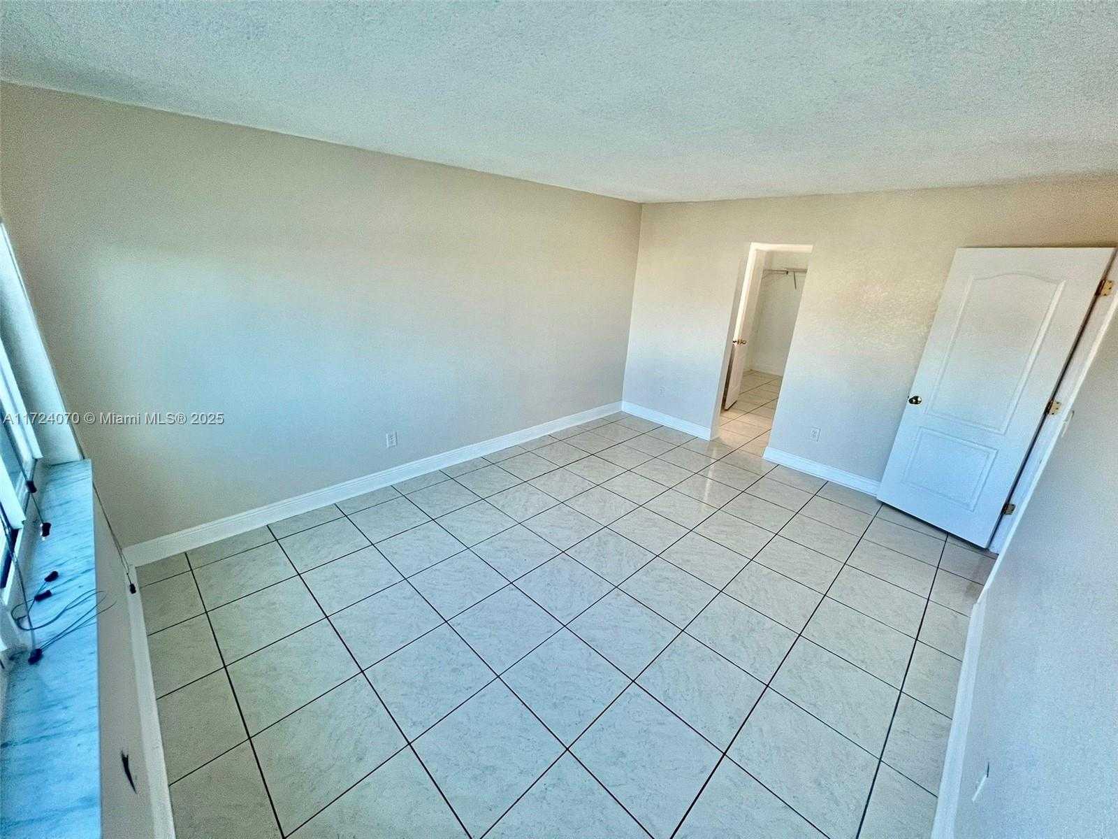 Small Image of 14830 NARANJA LAKES BLVD #A3R, Homestead Number 48