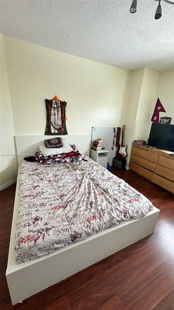 Small Image of 275 NORTH EAST 18TH ST #1110, Miami Number 27