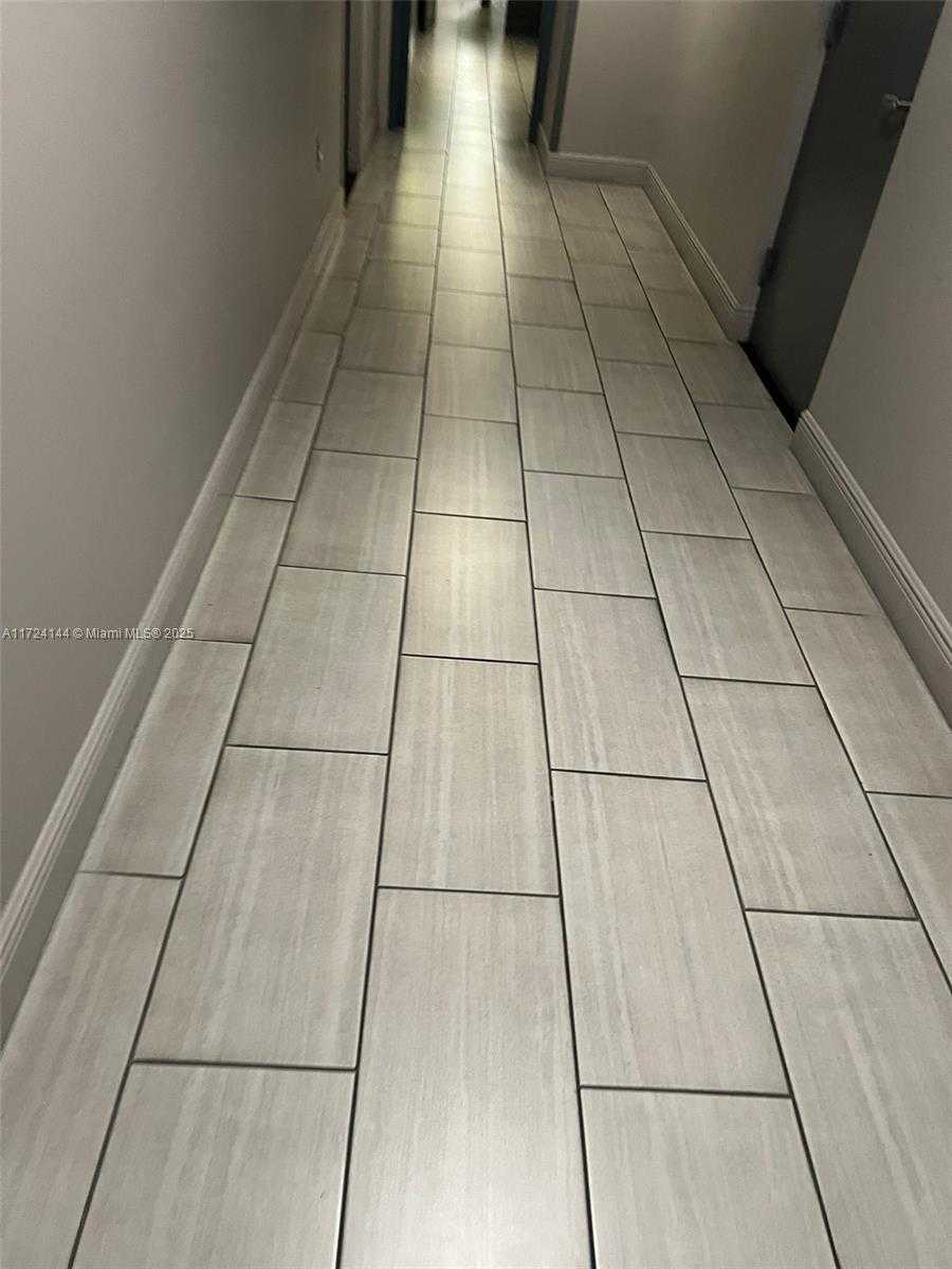 Small Image of 275 NORTH EAST 18TH ST #1110, Miami Number 33