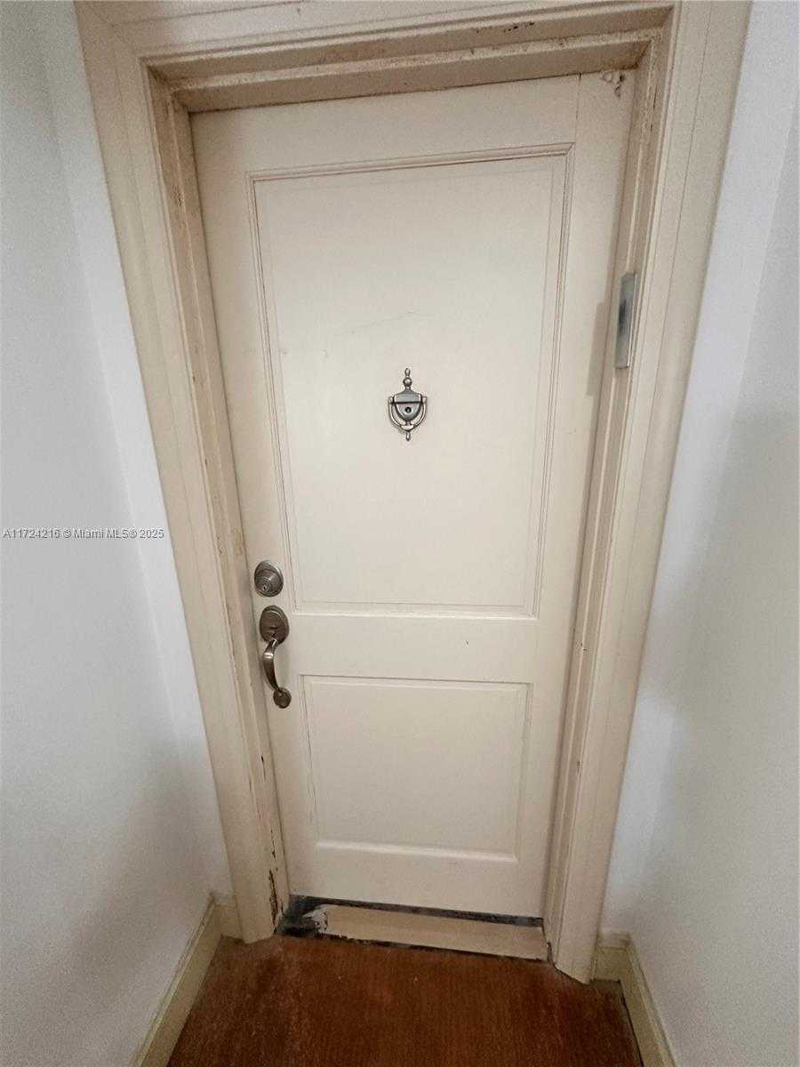 Small Image of 10185 COLLINS AVE #1123, Bal Harbour Number 15