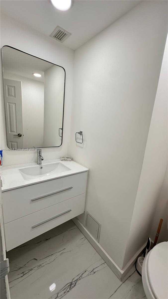 Small Image of 10185 COLLINS AVE #1123, Bal Harbour Number 28