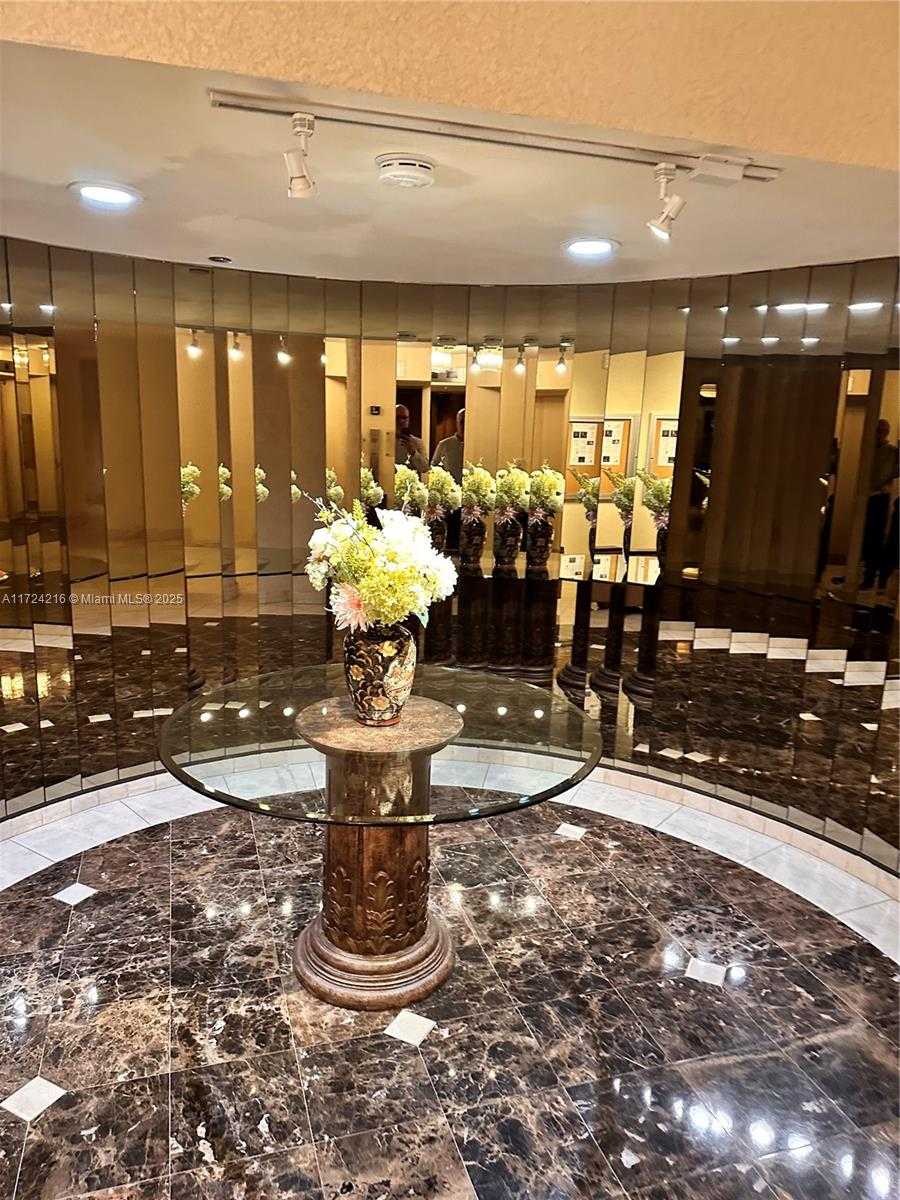 Small Image of 10185 COLLINS AVE #1123, Bal Harbour Number 3