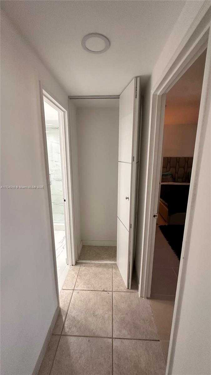 Small Image of 10185 COLLINS AVE #1123, Bal Harbour Number 30