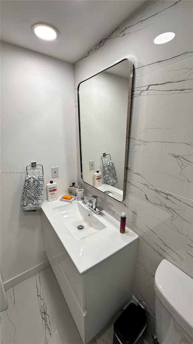 Small Image of 10185 COLLINS AVE #1123, Bal Harbour Number 33
