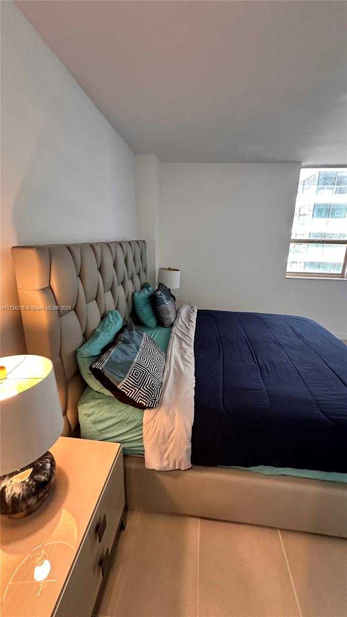 Small Image of 10185 COLLINS AVE #1123, Bal Harbour Number 38