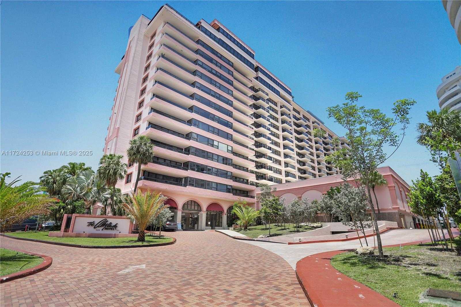 Small Image of 5225 COLLINS AVE #501, Miami Beach Number 40