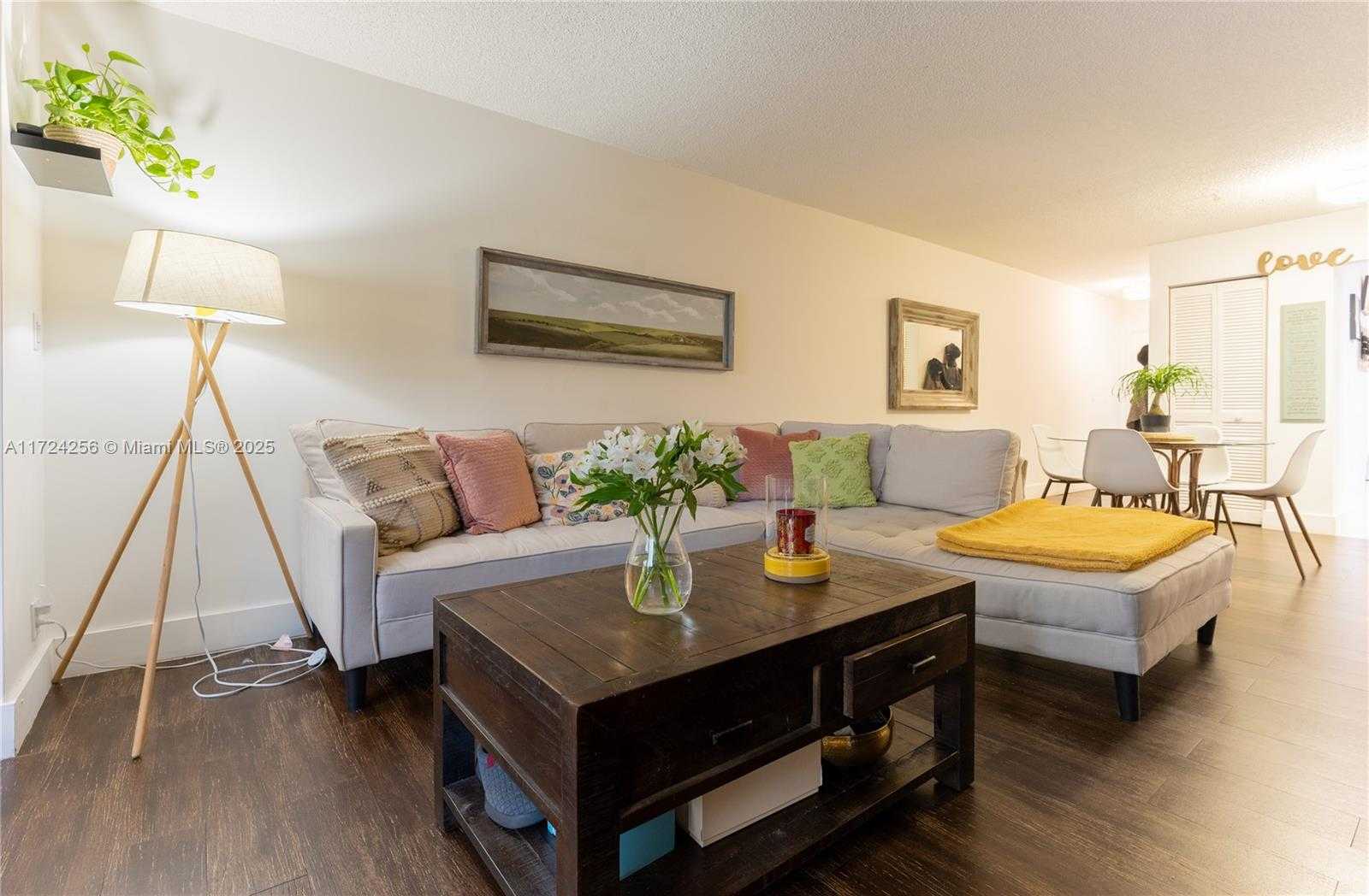 Small Image of 2821 NORTH EAST 163RD #3i, North Miami Beach Number 13