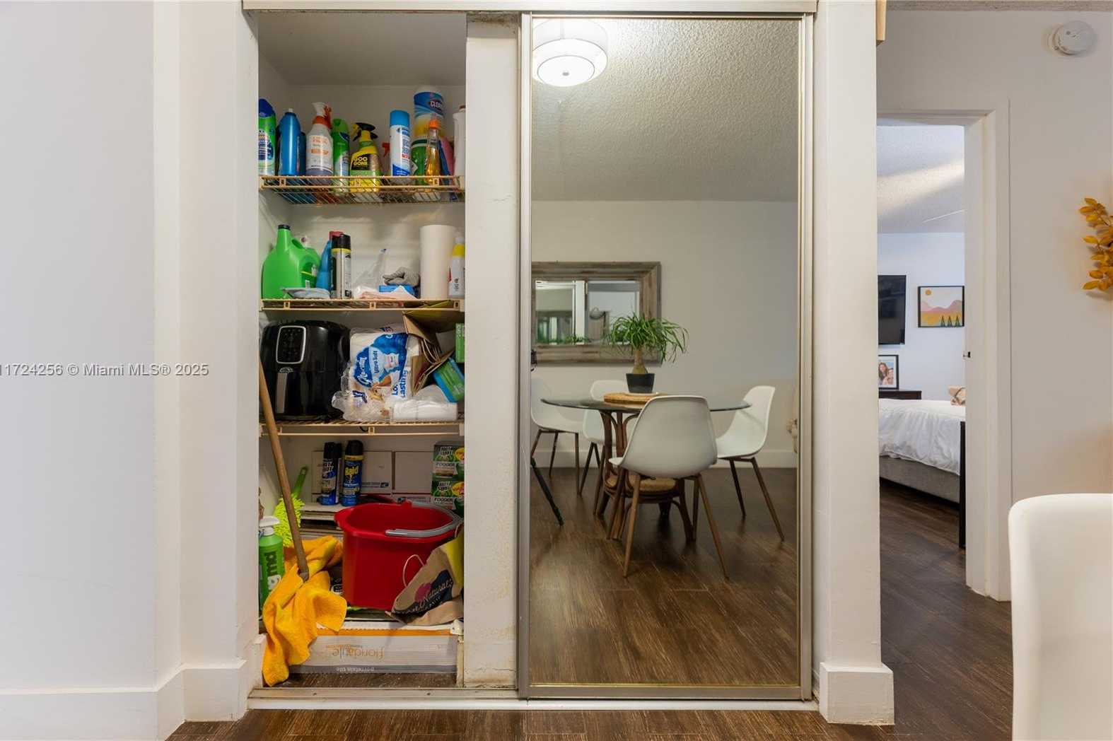Small Image of 2821 NORTH EAST 163RD #3i, North Miami Beach Number 21