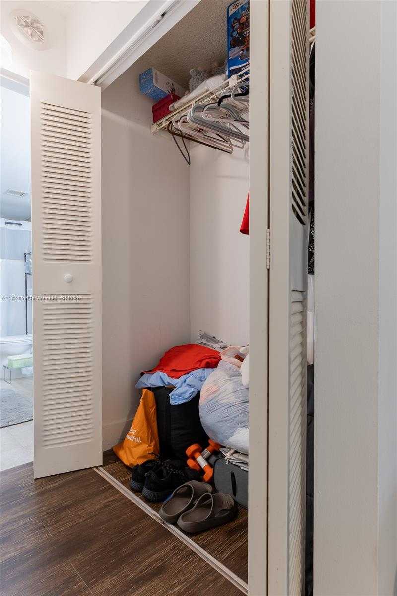 Small Image of 2821 NORTH EAST 163RD #3i, North Miami Beach Number 33