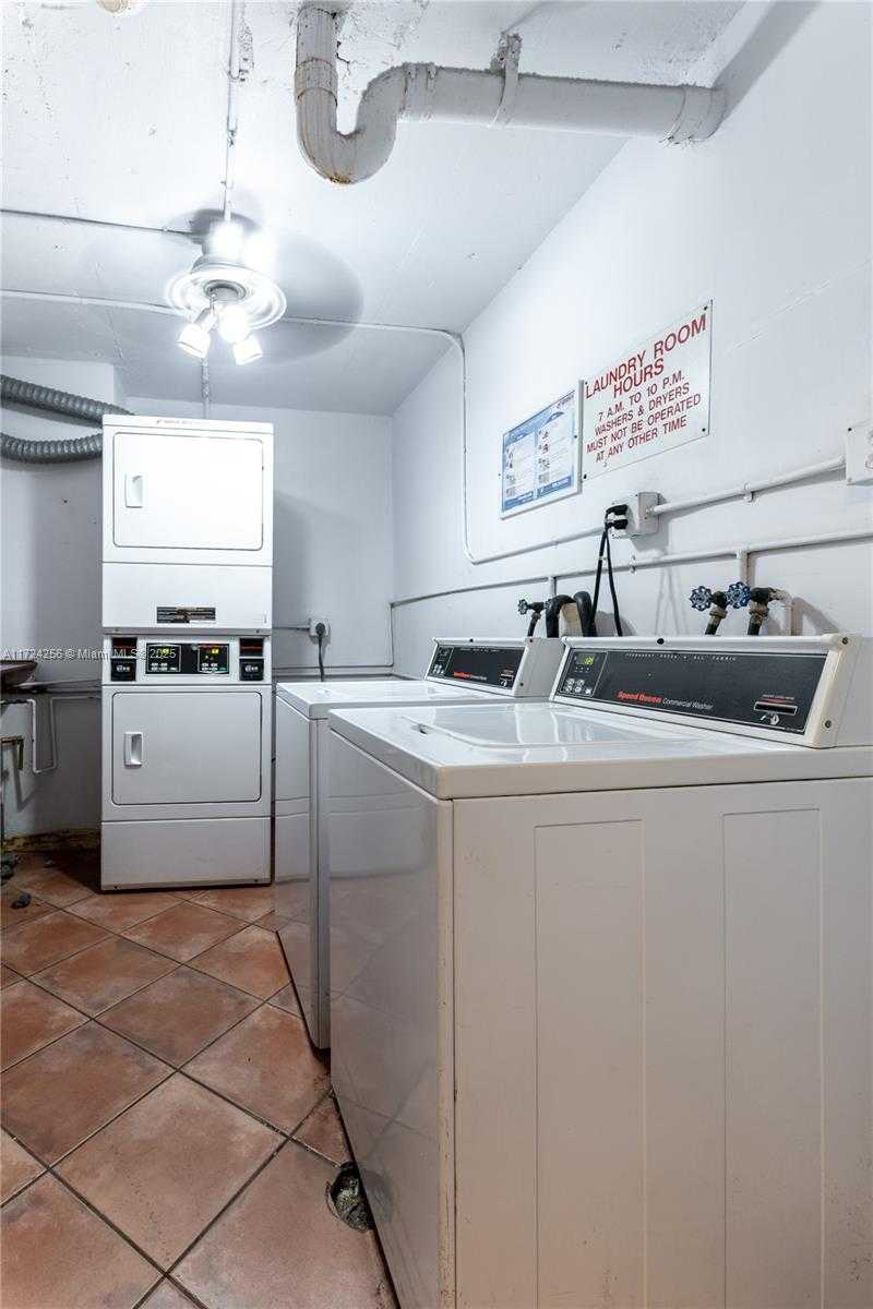 Small Image of 2821 NORTH EAST 163RD #3i, North Miami Beach Number 36