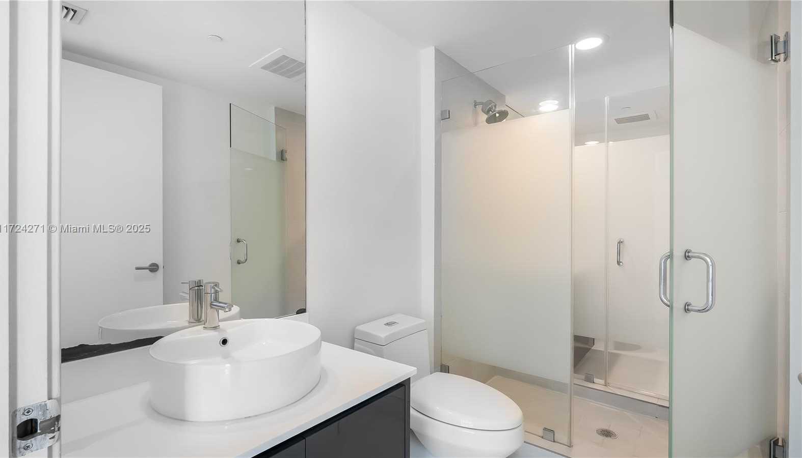 Small Image of 31 SOUTH EAST 6TH ST #1806, Miami Number 11