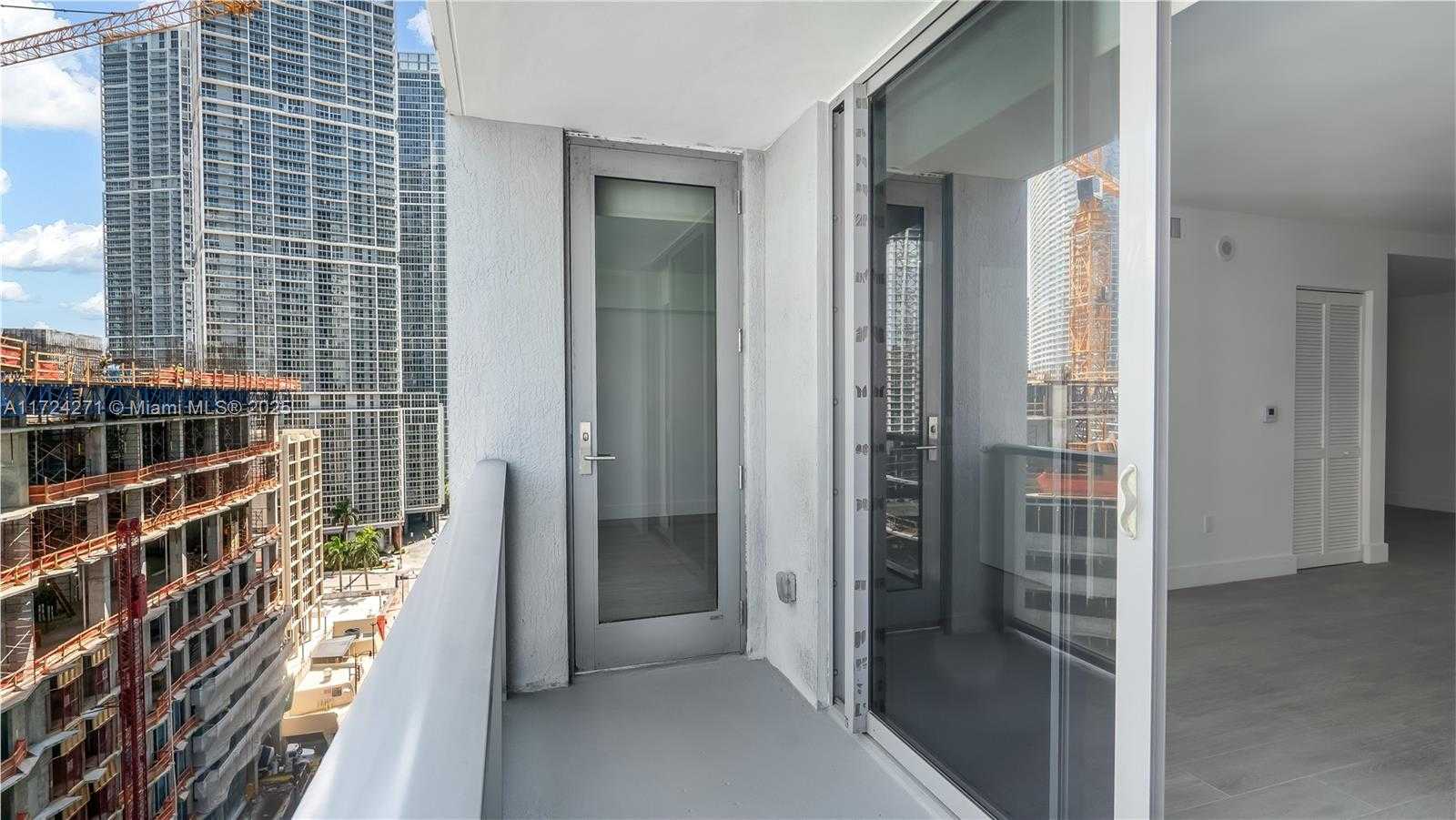 Small Image of 31 SOUTH EAST 6TH ST #1806, Miami Number 15