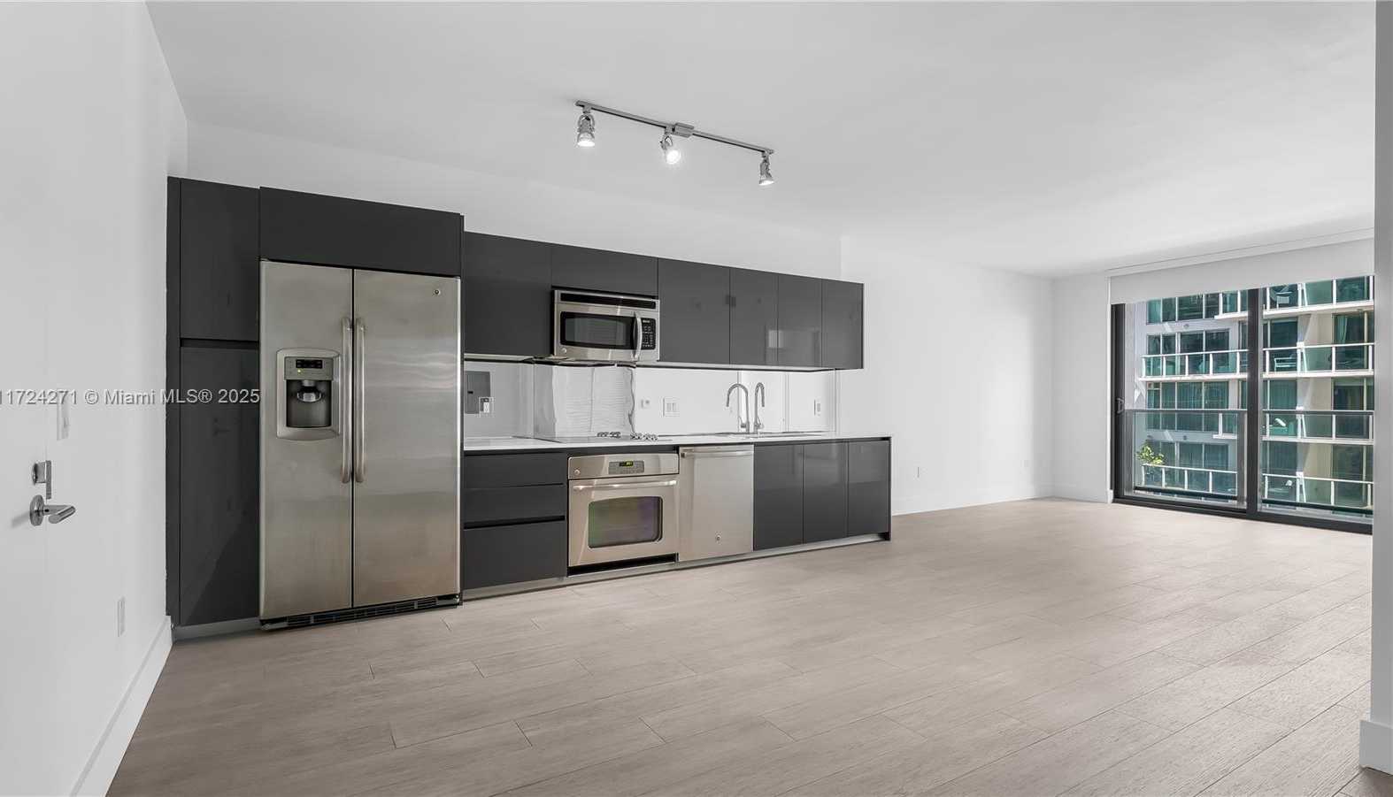 Small Image of 31 SOUTH EAST 6TH ST #1806, Miami Number 2