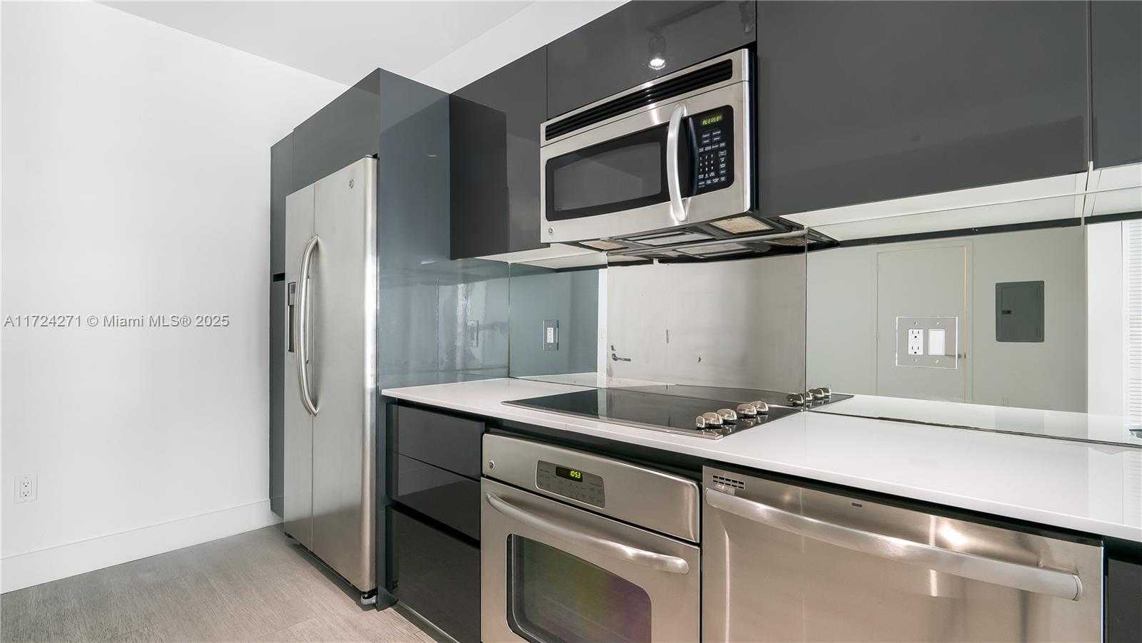 Small Image of 31 SOUTH EAST 6TH ST #1806, Miami Number 4